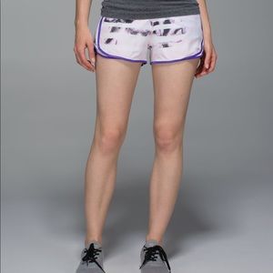 Lululemon Hotty Hot Short size 6